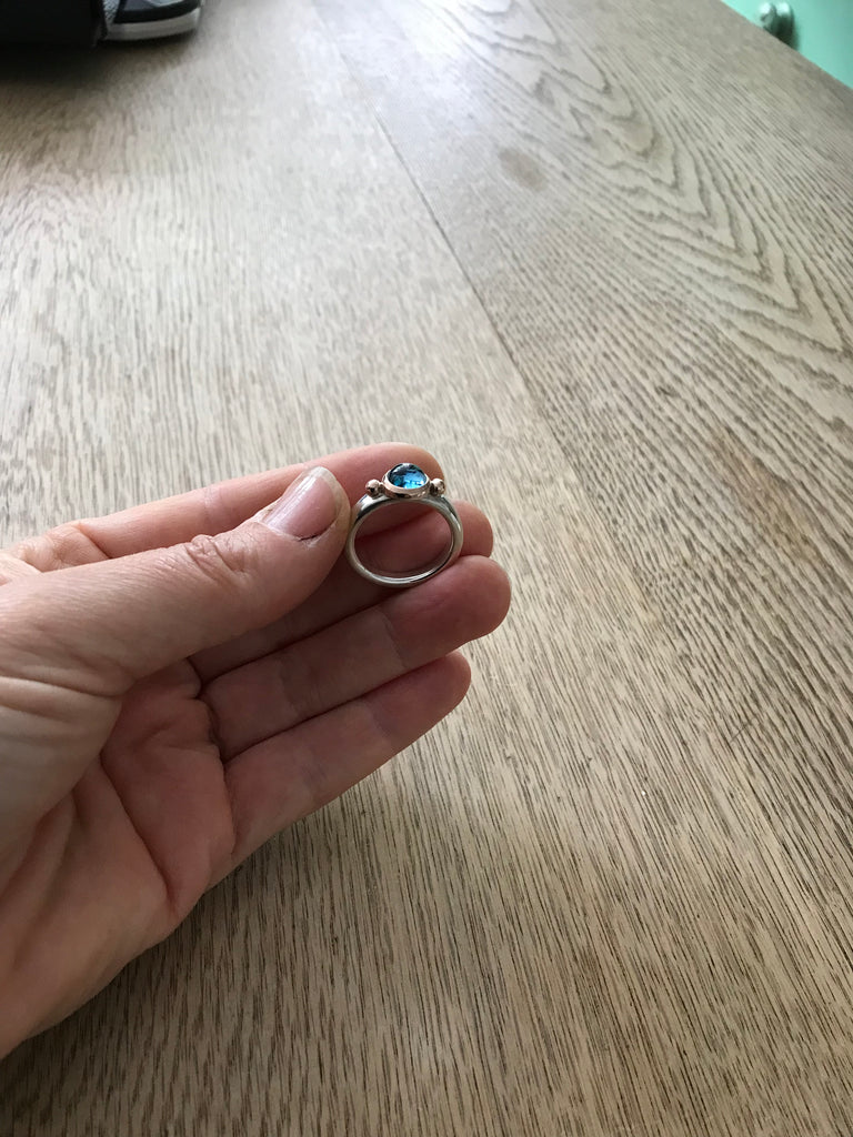 London blue Topaz cabochon