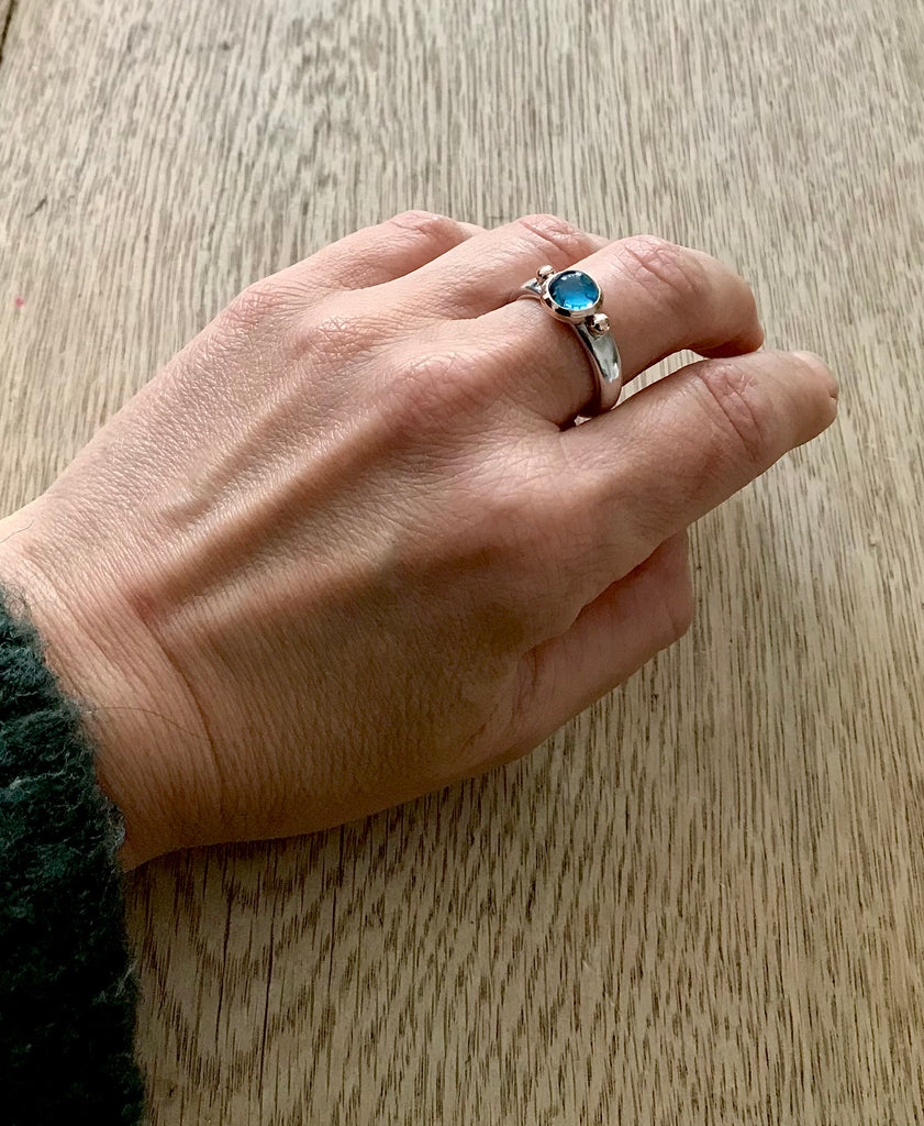 London blue Topaz cabochon