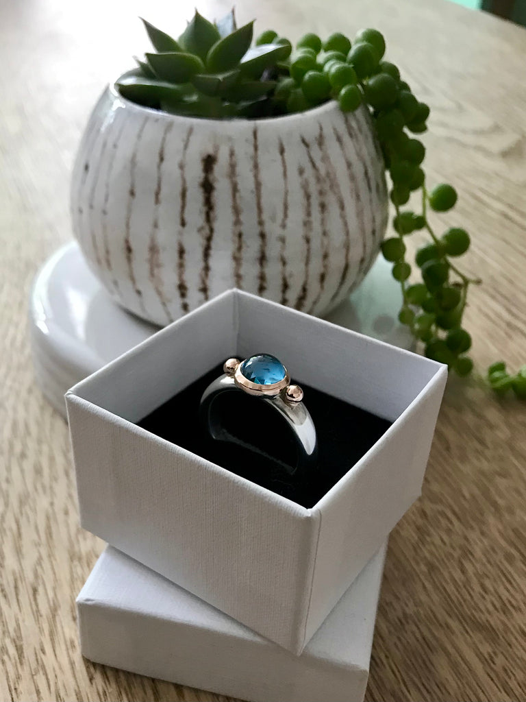 London blue Topaz cabochon