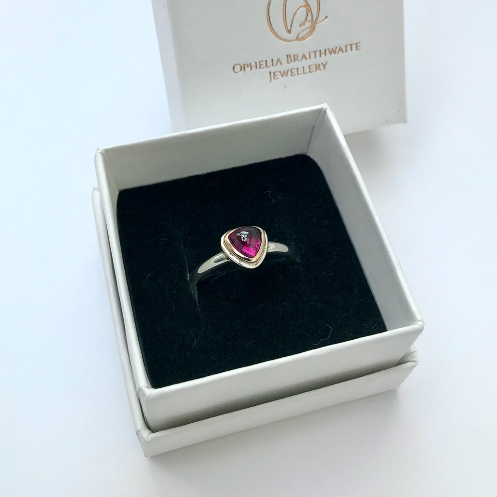 Rhodolite garnet cabochon ring